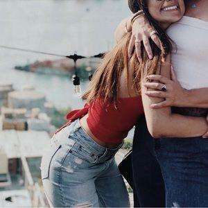 Aritzia Wilfred Cayenne Knit Red Tie Crop Top Size M